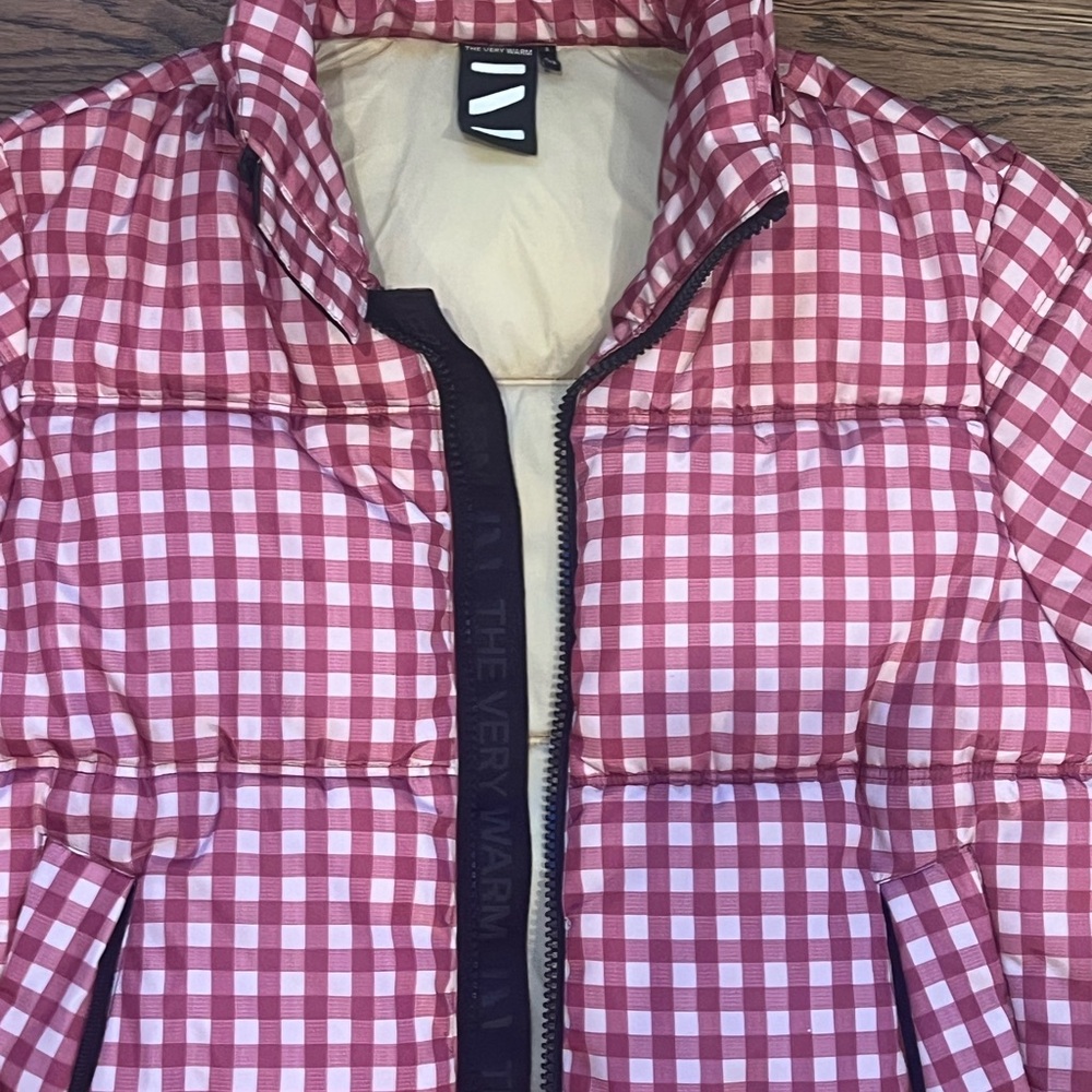 The Very Warm Red Check Hooded puffer - Picture 4 of 5